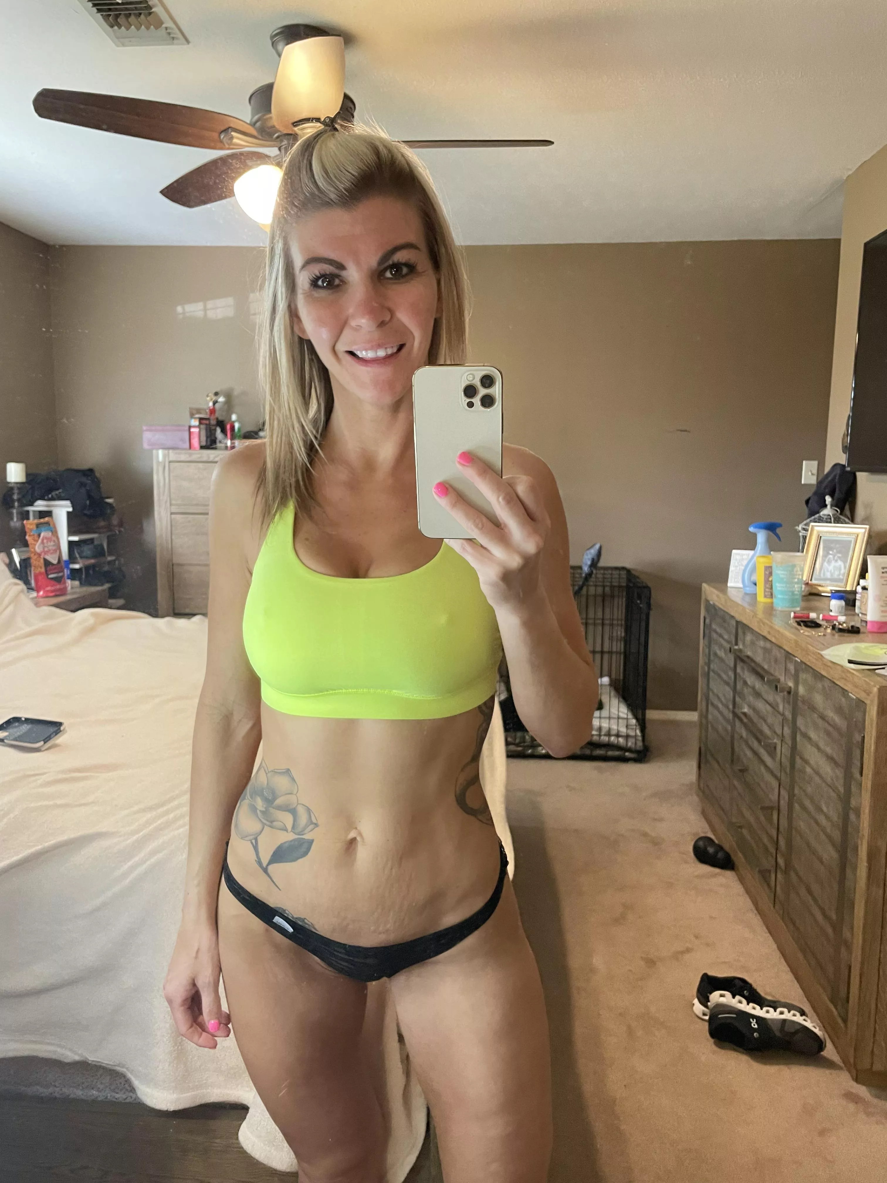 Want to do dirty things to my average mombod? Just need a good imagination! posted by fitnesswife1983