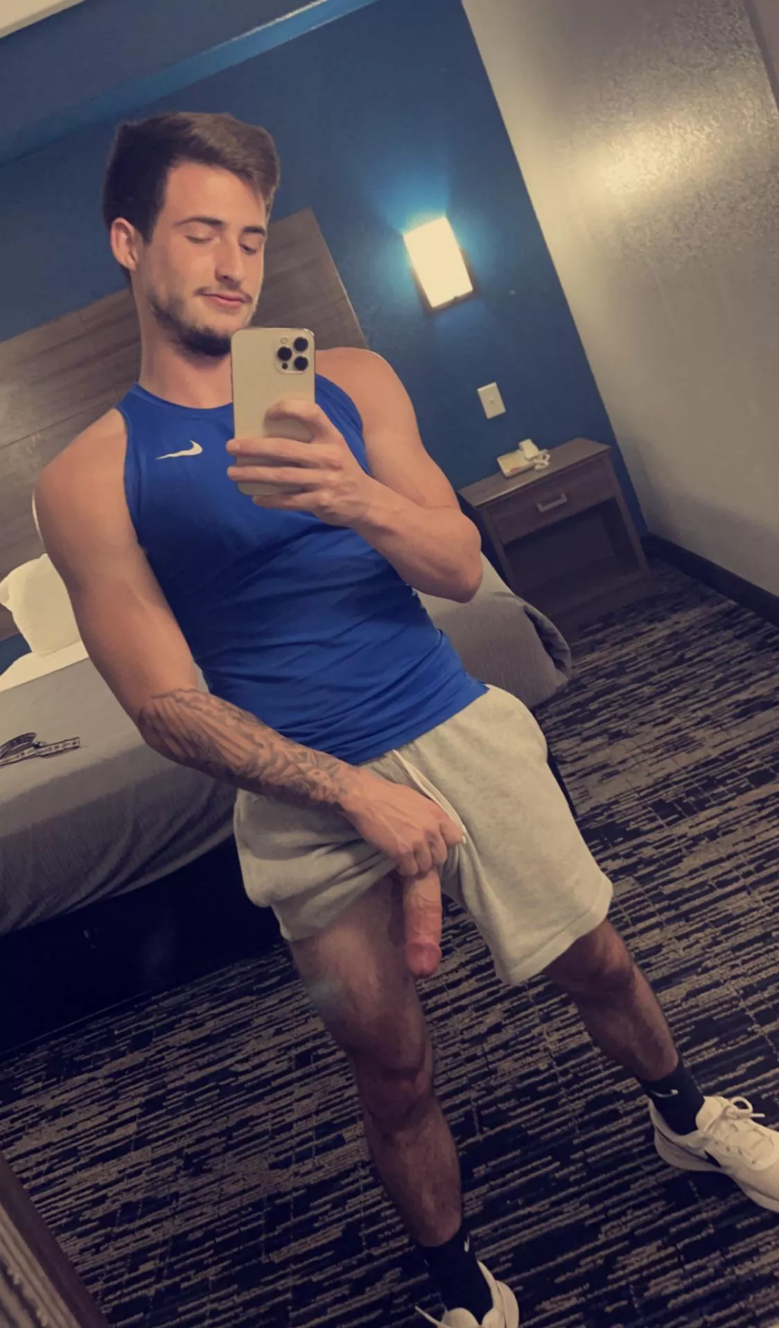 Who’s getting on their knees and blowing😏 posted by MaxPriceOF