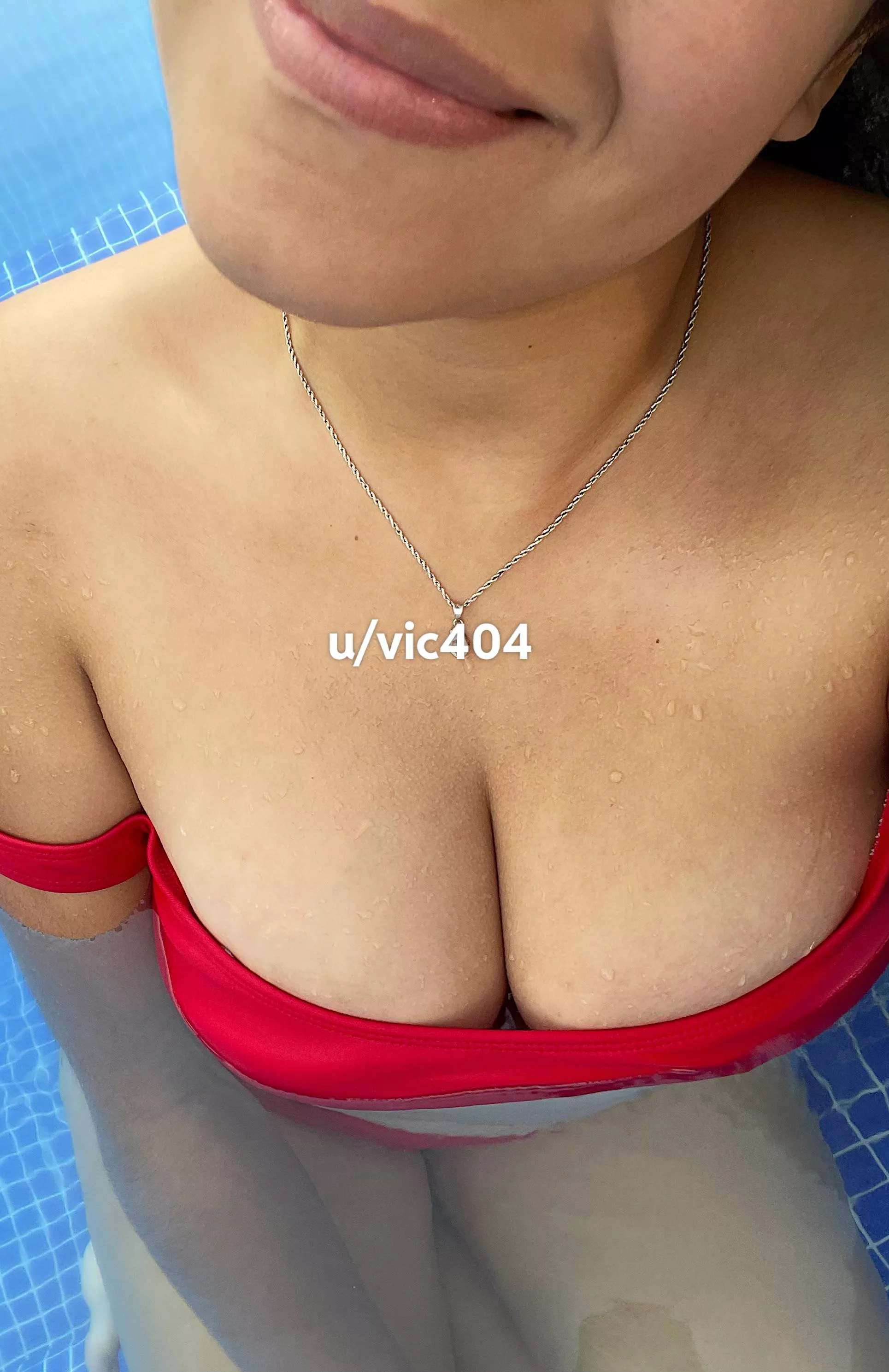 Wish you could’ve joined me at the pool :/ 18[F] posted by vic404