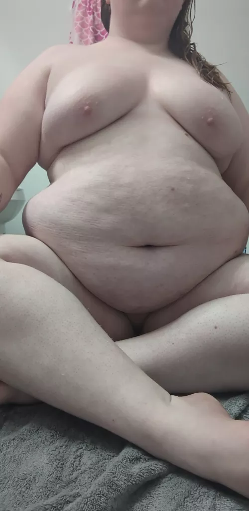 would you let me sit on your face ? by War-Stunning