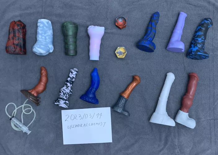 WTS (EU SELLER) BAD DRAGON COLLECTION + BAD WOLF / Exotoic erotics / Black Fang suction cups (list in comments) by DarkAkchemist