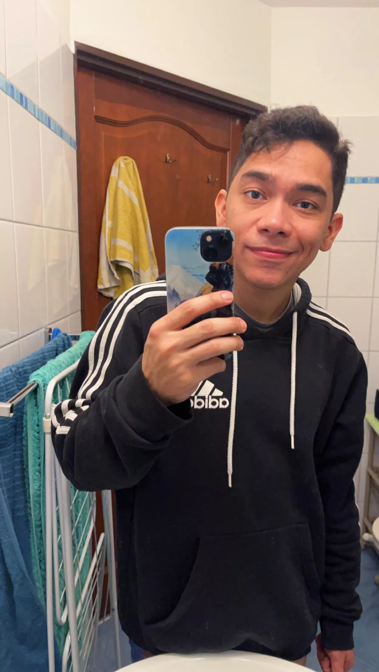 Any other insomniacs scrolling on Reddit? posted by ArcherGerard