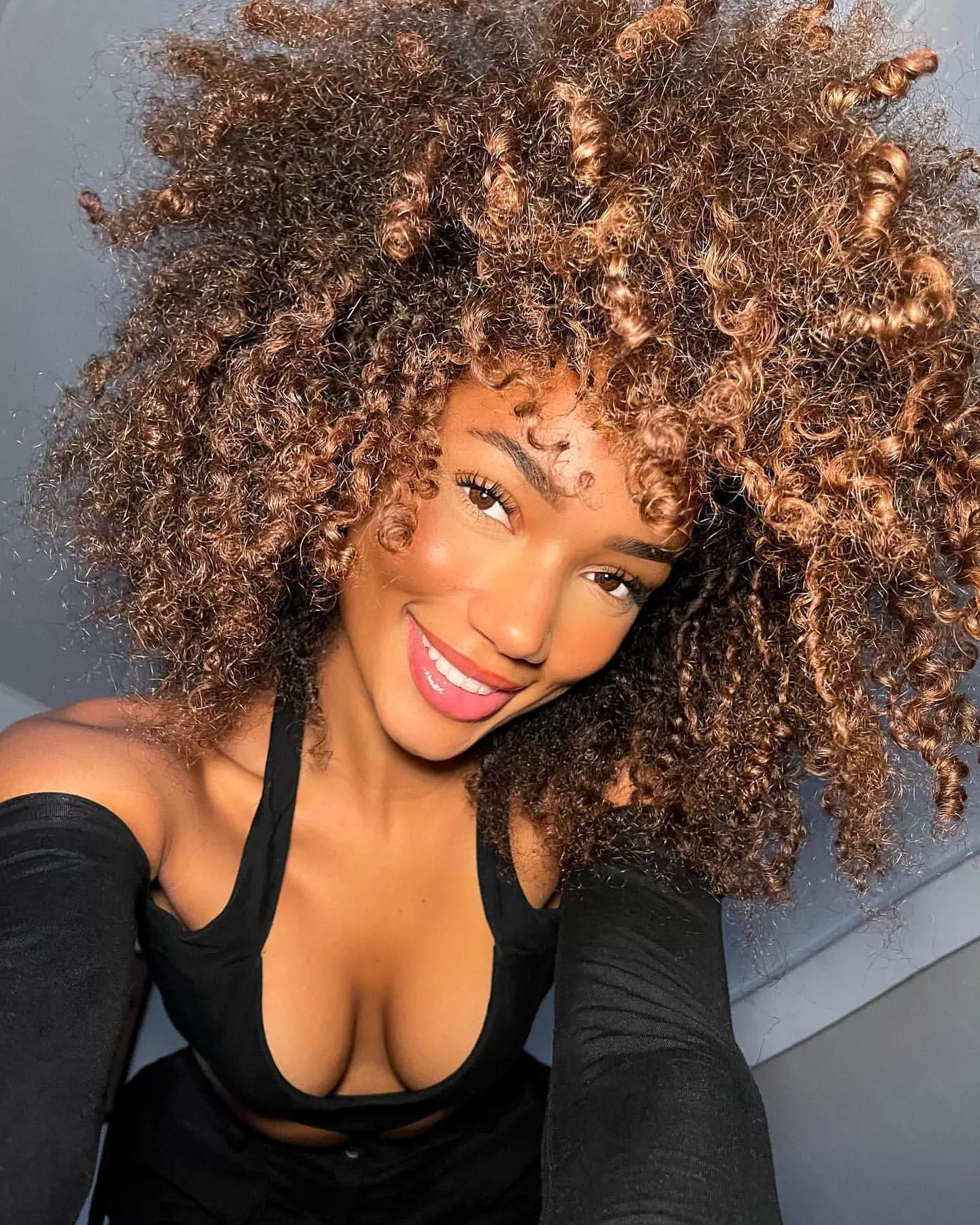 Beautiful smile posted by HonestRunner