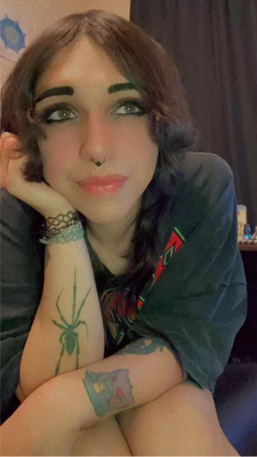 Boneless wings are just overpriced nuggets 🤭 by autumnsnow612