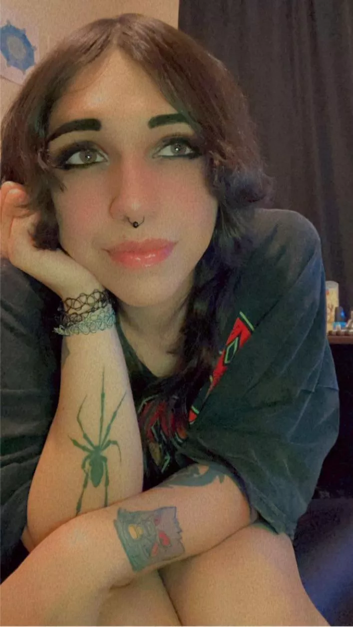 Boneless wings are just overpriced nuggets 🤭 posted by autumnsnow612