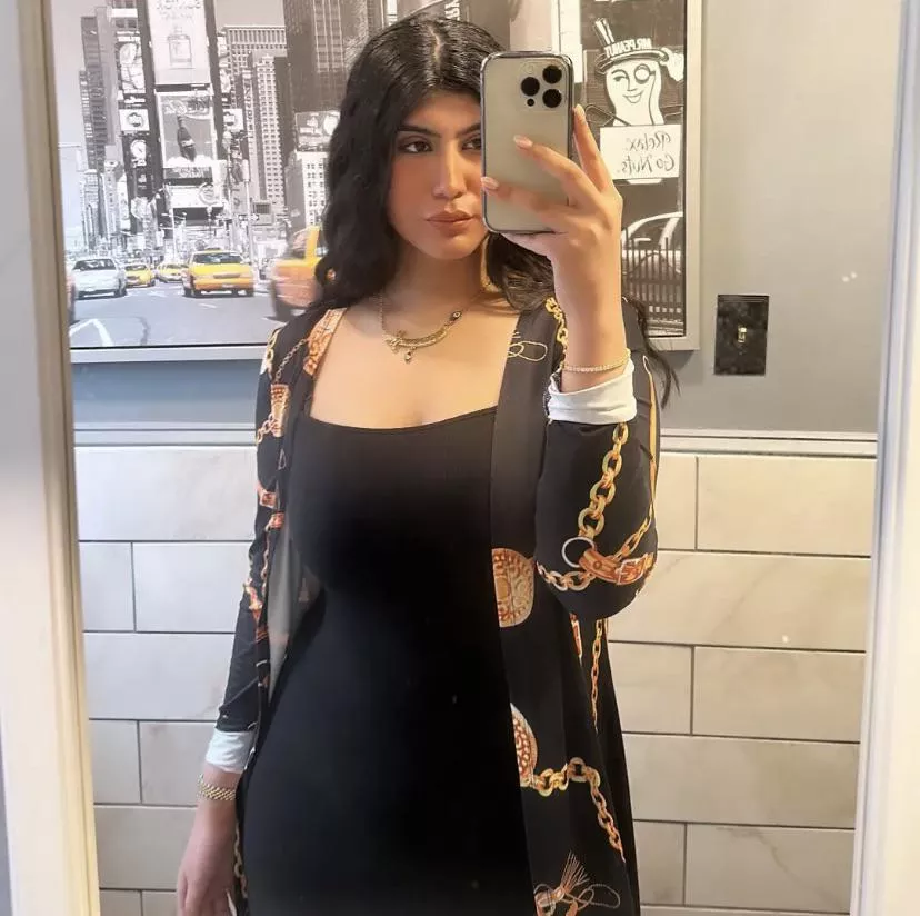 Busty in black posted by anonymous123456_