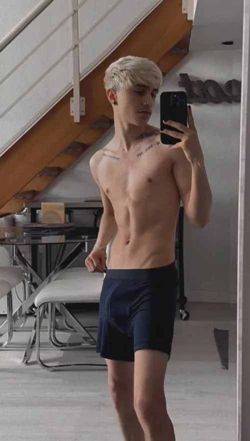 could really use a good fuck 🥺 by diegosaurs