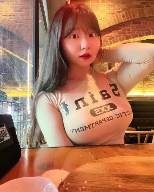 Cute and busty by Majestic_Painter8660