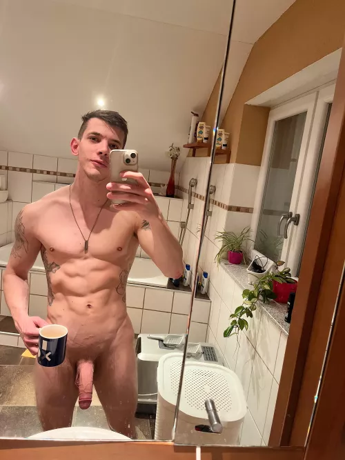 Dear naughty friend, your daily Nude is served by ThatGermanGuy5967