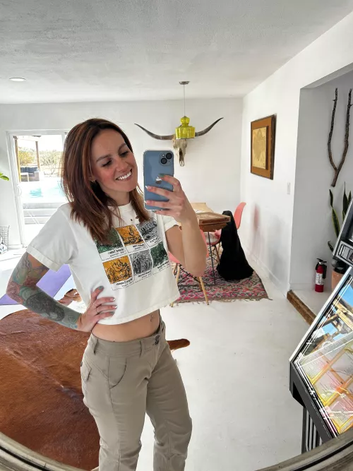 Desert Belly 😍🥰😘 by Tay-Rae773