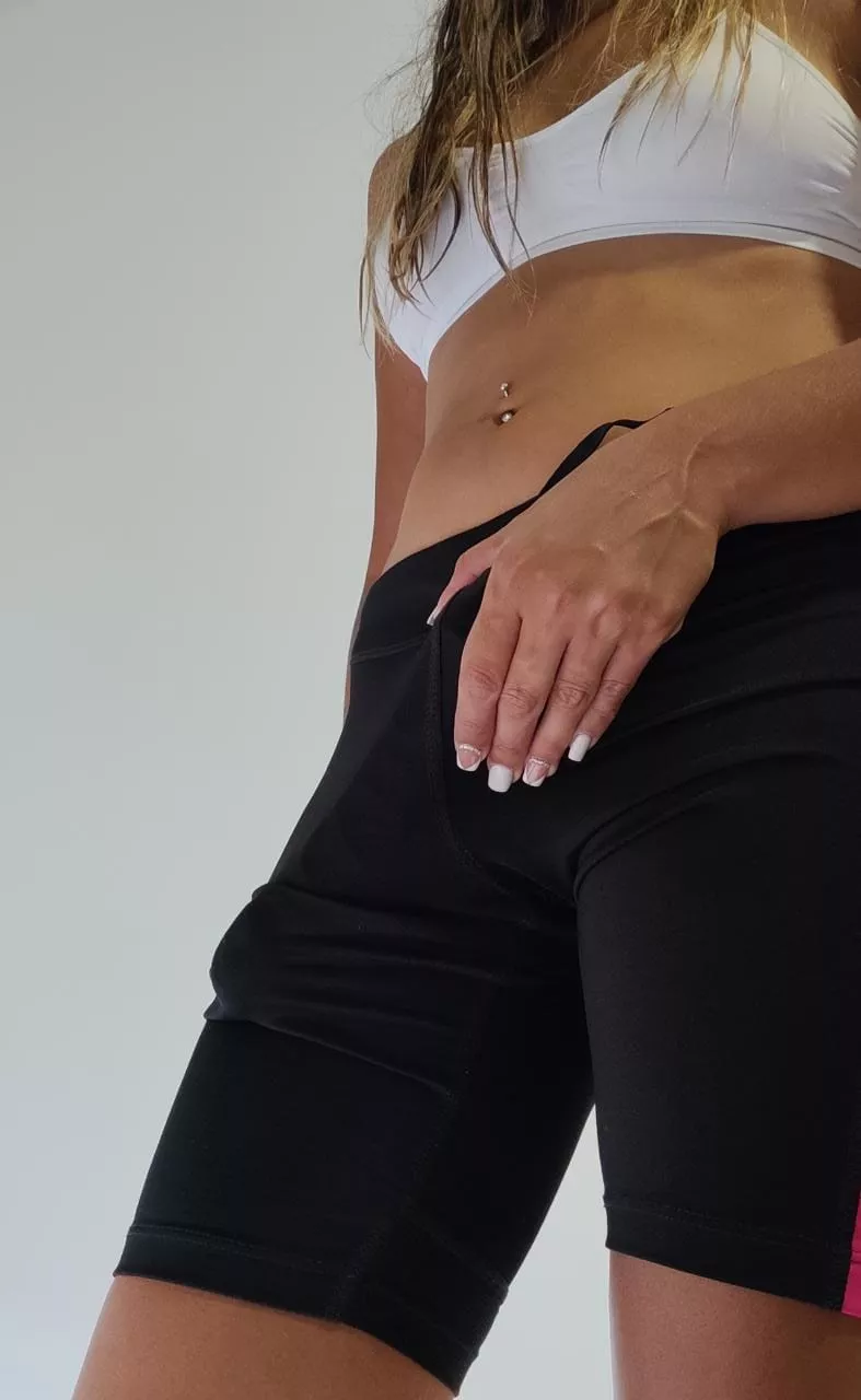 Do you still want to work out with me? I still have a surprise for you... although it may not be such a surprise anymore 🤭 posted by Proper_Barber5117