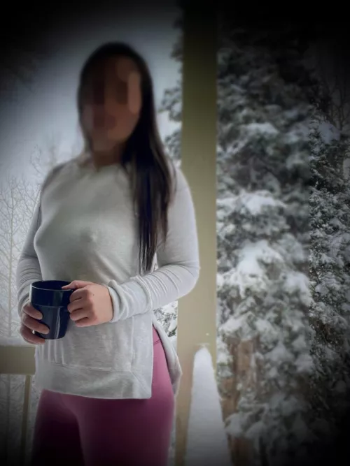 Don’t mind the cold…do you? by CafeConWifey