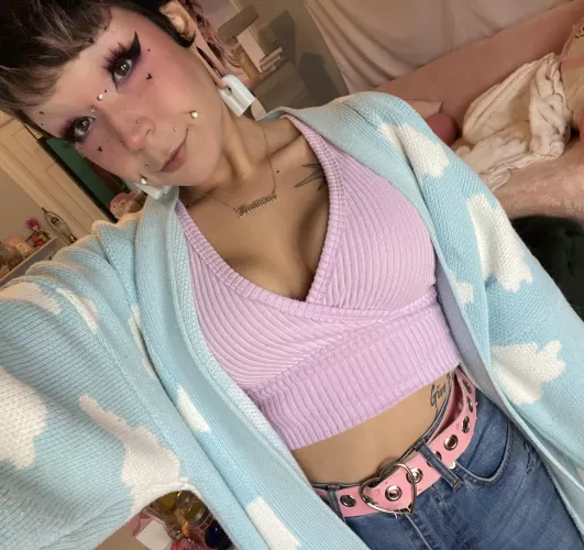 Feelin cute by Fruitietartt