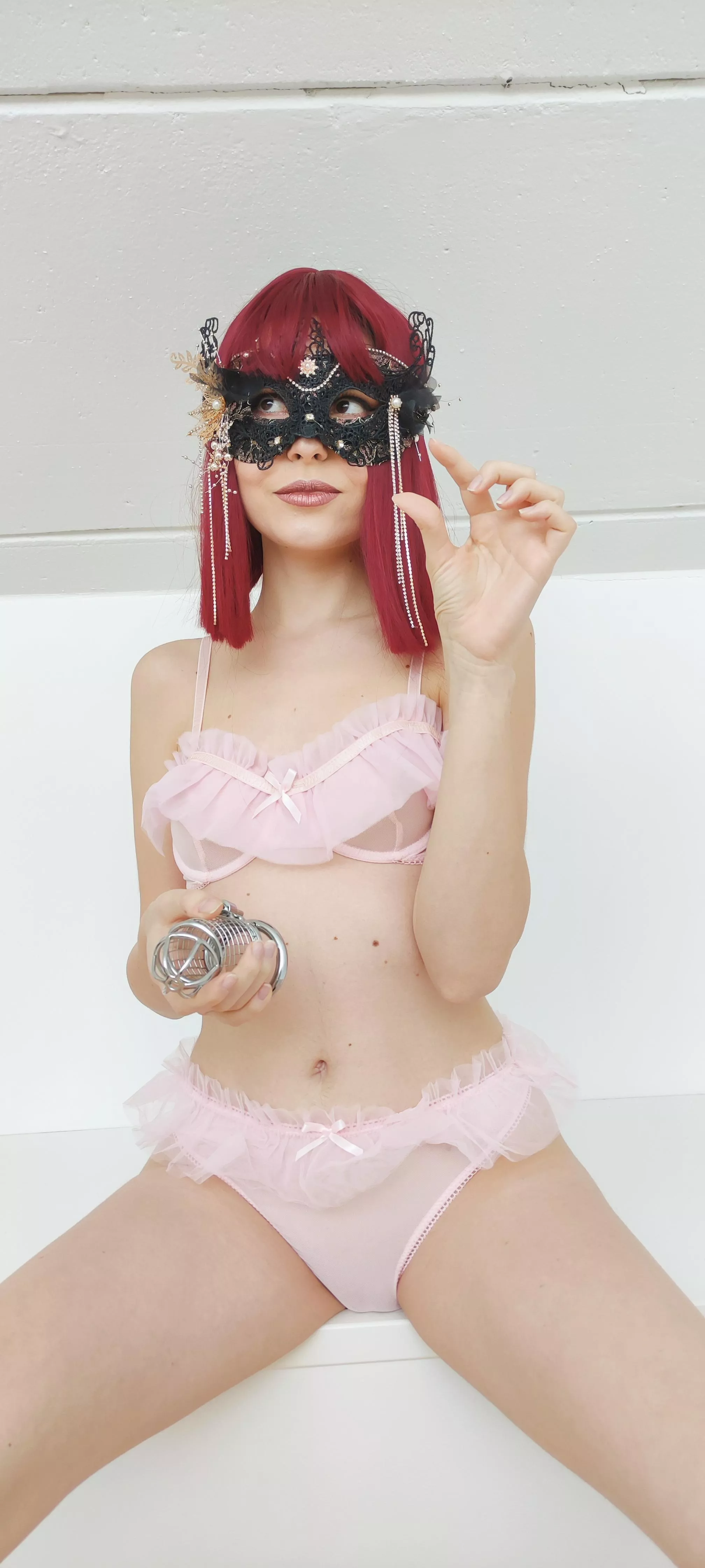 [F][OC] You don't mind if I tie you up and cage your shrimp, do you? posted by BrattyScarlett01