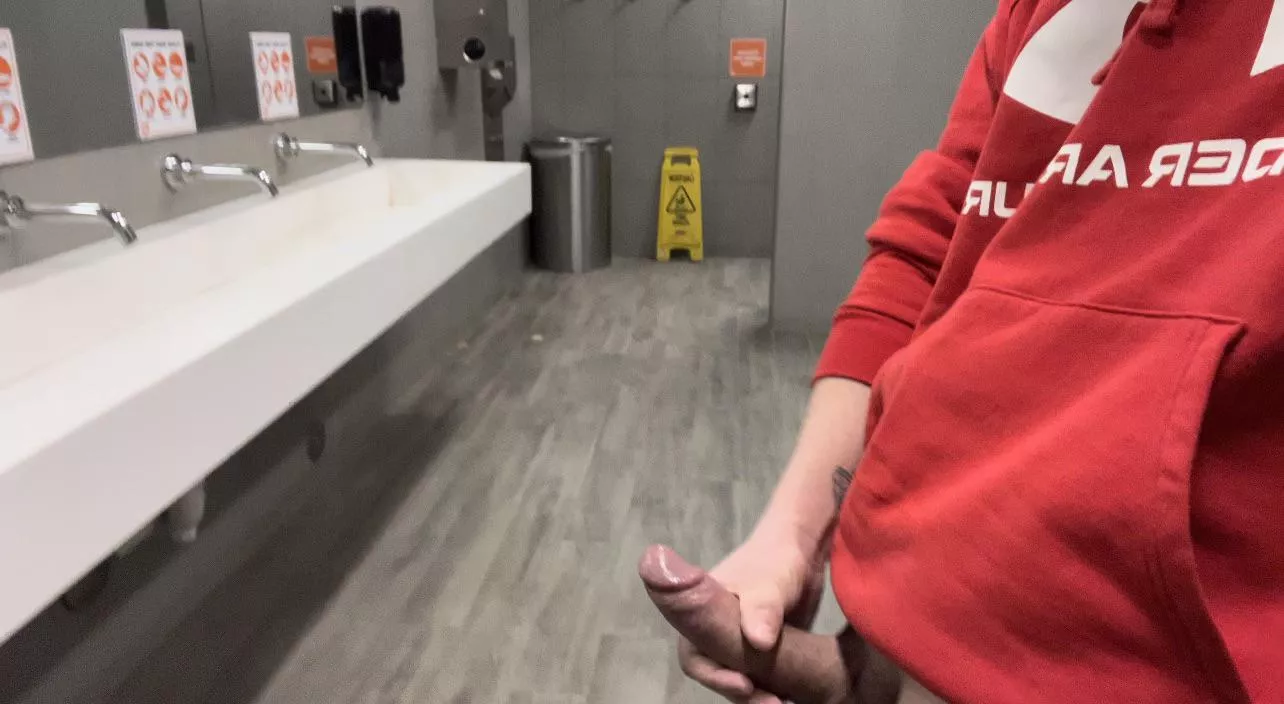 Home Depot gets me horny… posted by gps2791