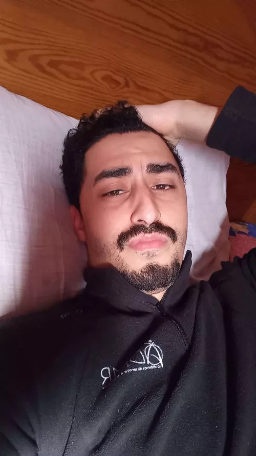 I am a bit late but just finished watching a gay movie titled In from the Side (2022). Why does the ending have to be sad? It genuinely made me cry and I haven't cried in a long time. by SubSahranCamelRider