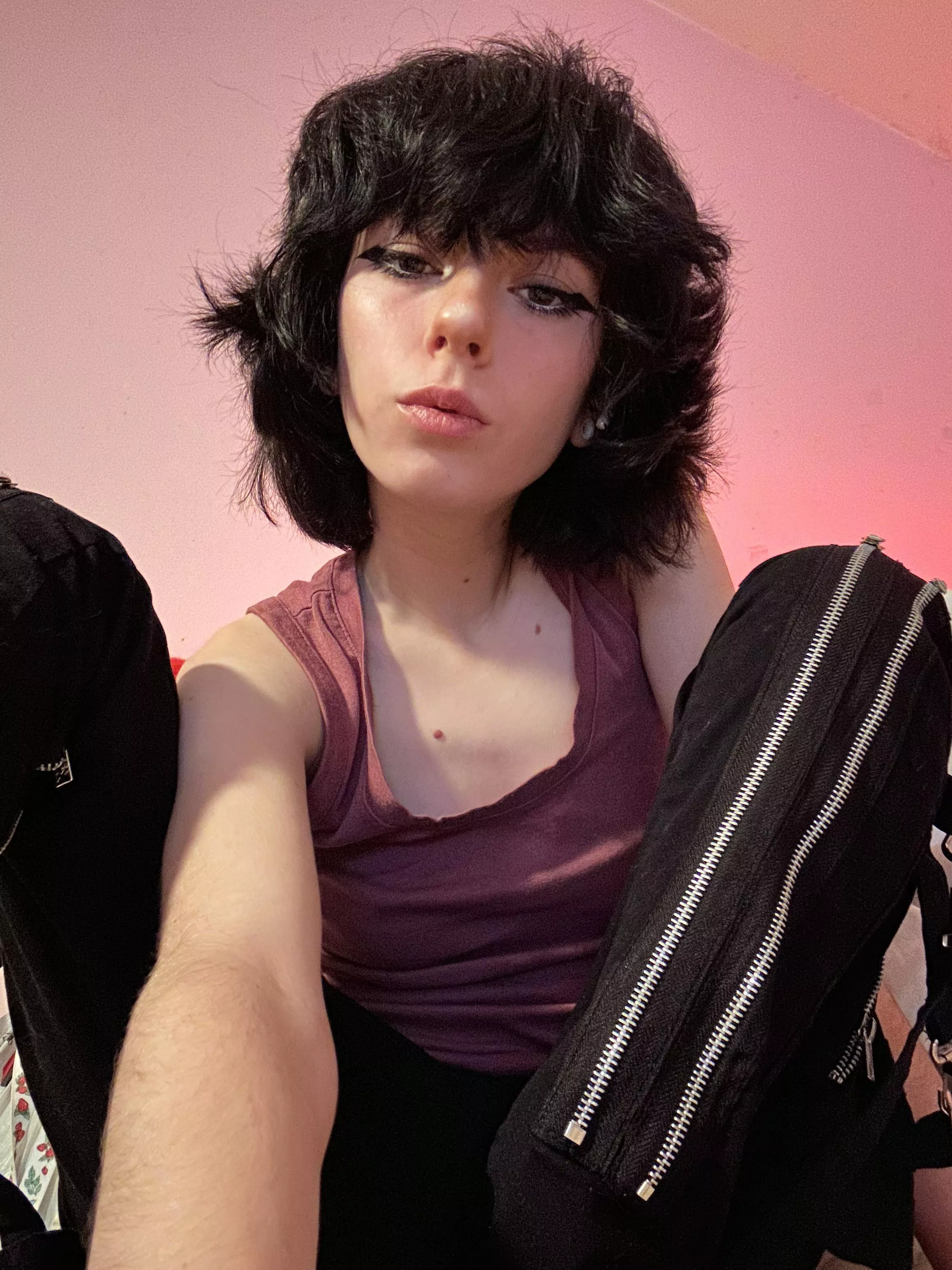 I got a haircut :3 whatcha think? posted by Additional-Joke3799