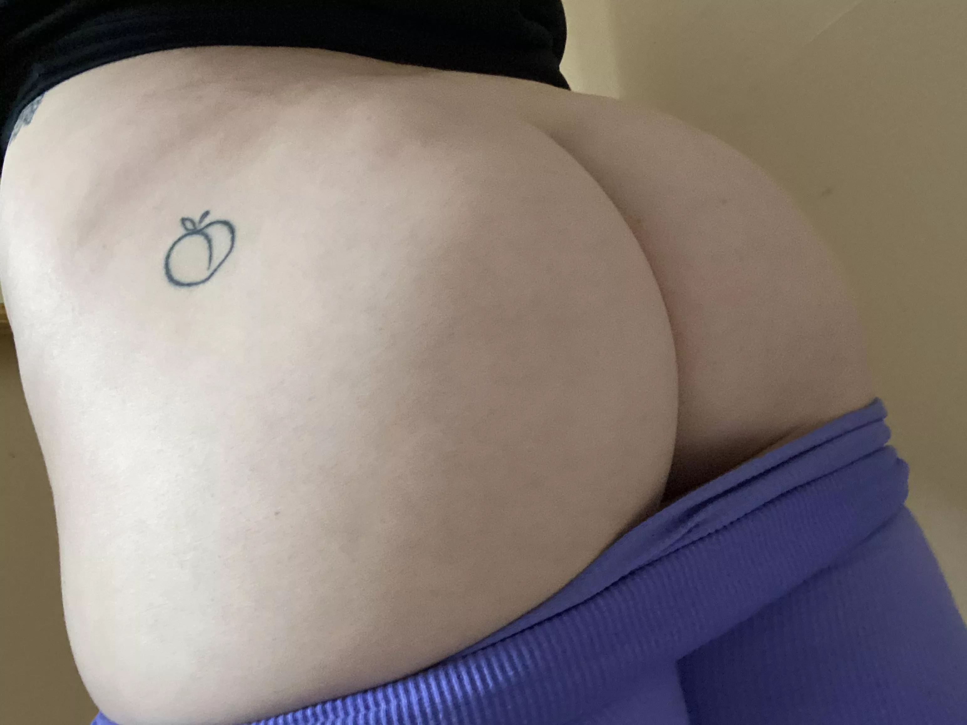 is my ass fat enough for you posted by necolevip_