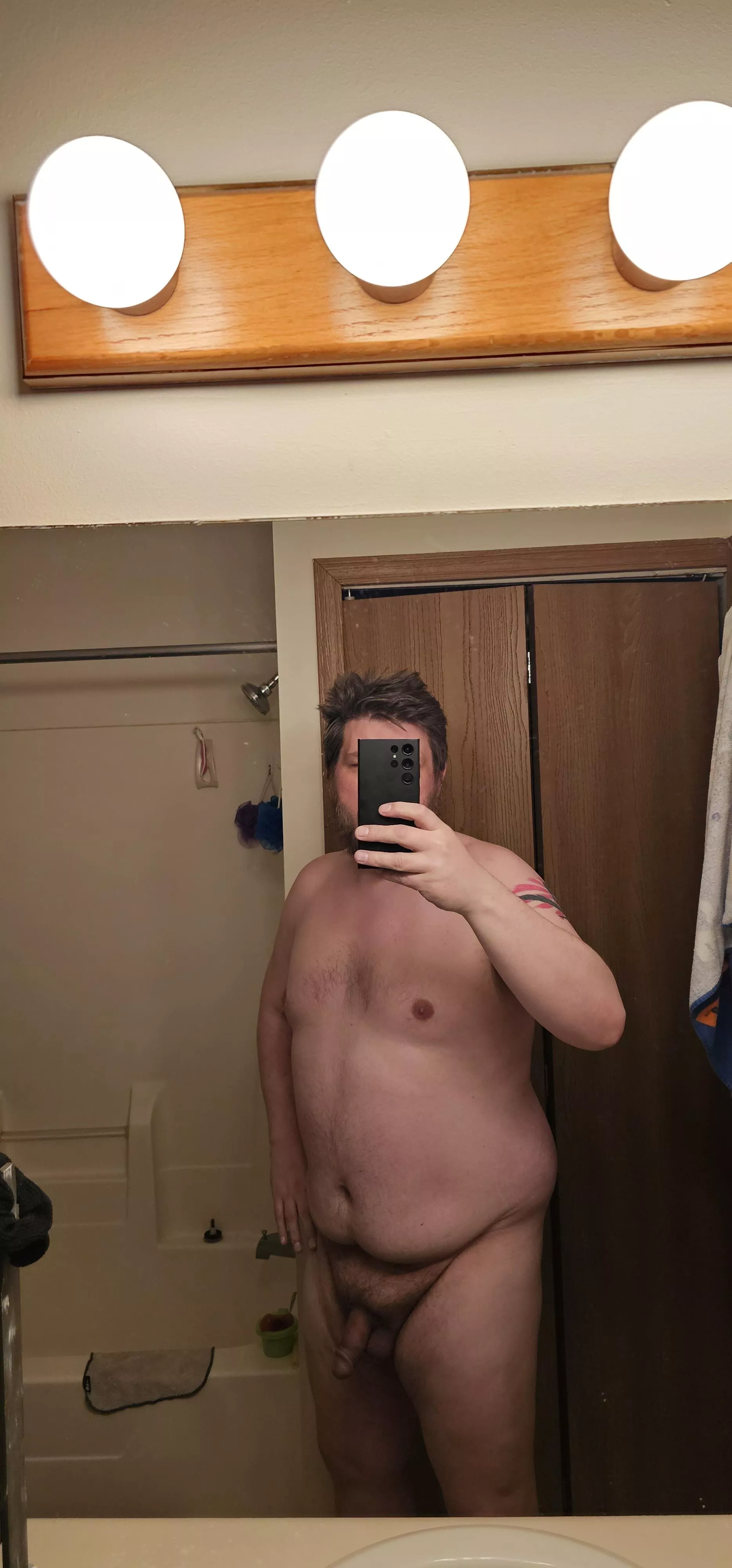 Just got off work [40] posted by Hollis_washington