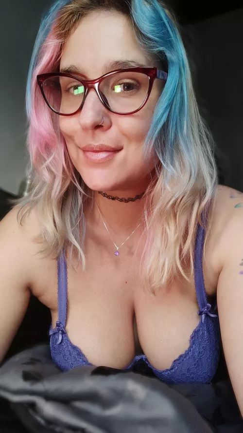 Just wishing you a fantastic night by Sarothica69