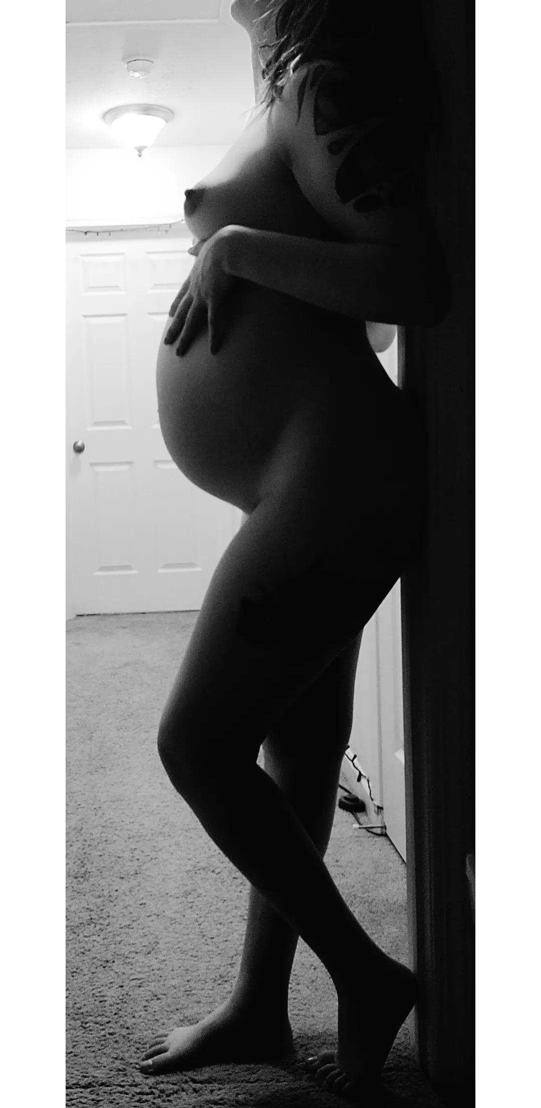 little photoshoot for myself being 36 weeks. Wanna make sure I remember this belly 💕 posted by ladyprime44