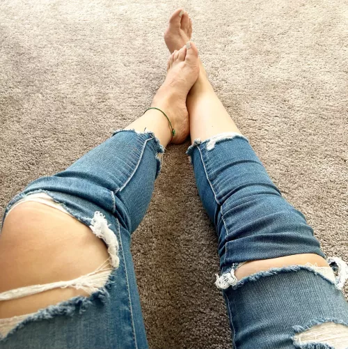Love my ripped jeans! by mebelowtheknees