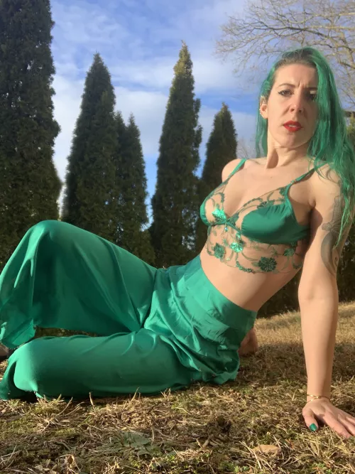 Mood lightingg by sirenskiss3