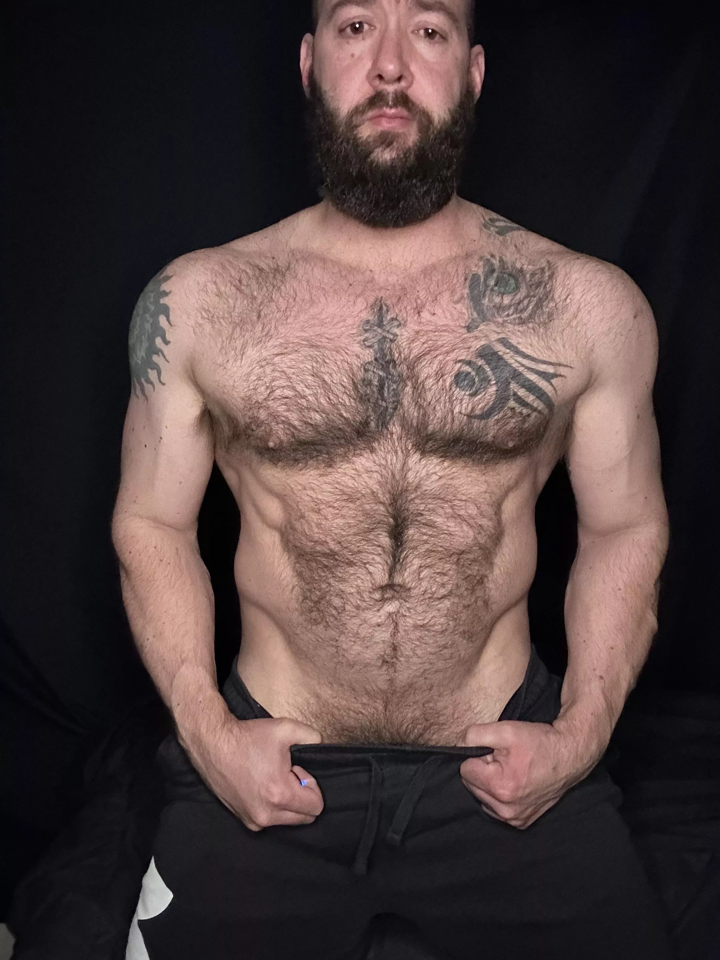 More chest less porn on this one 😂 posted by Windycitydxxx