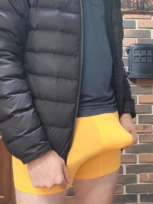 Only kinda noticable. by big_load_baldwin