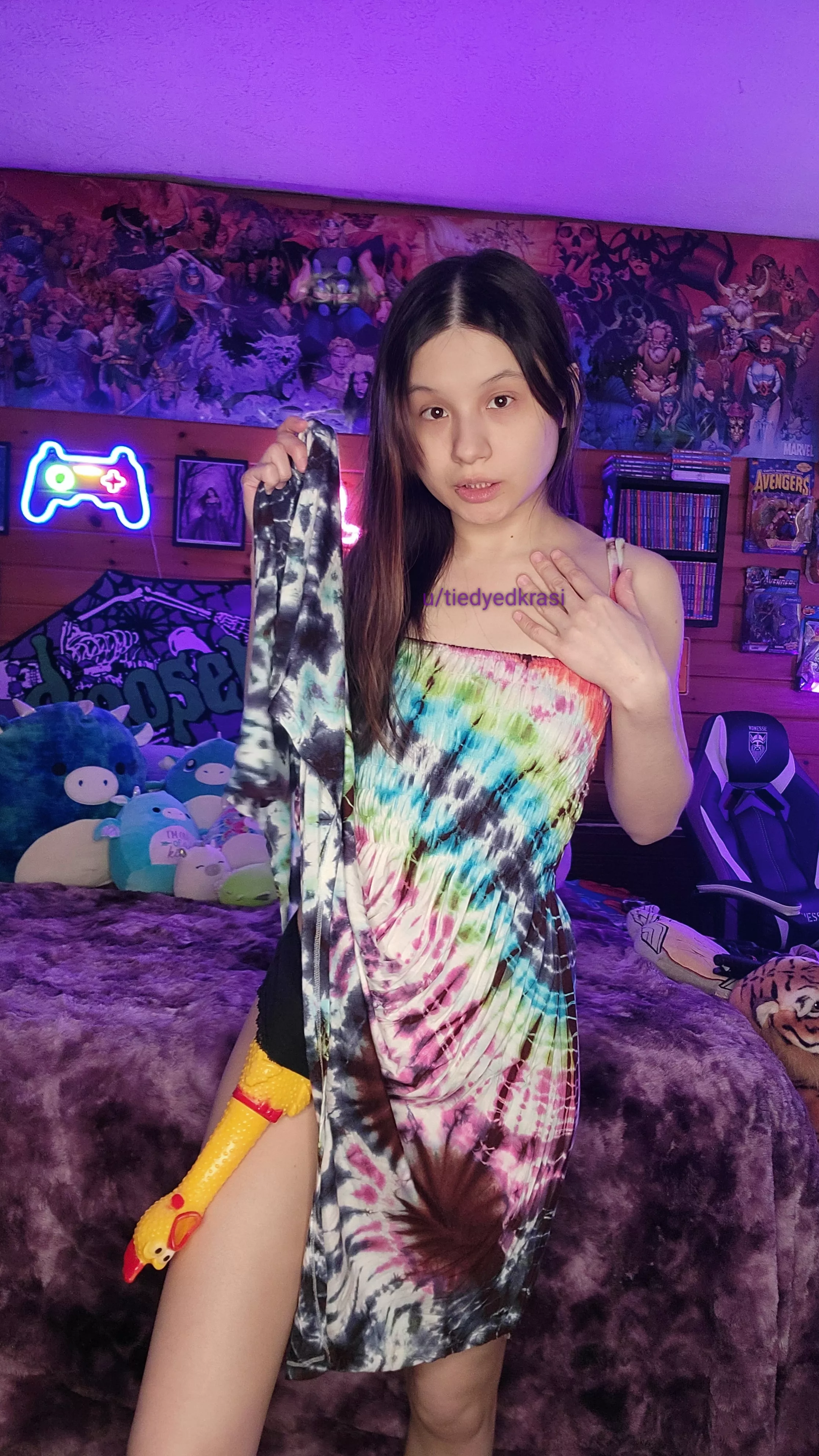 Perhaps you [F]ancy nerdy chicks with a dash of odd posted by tiedyedkrasi