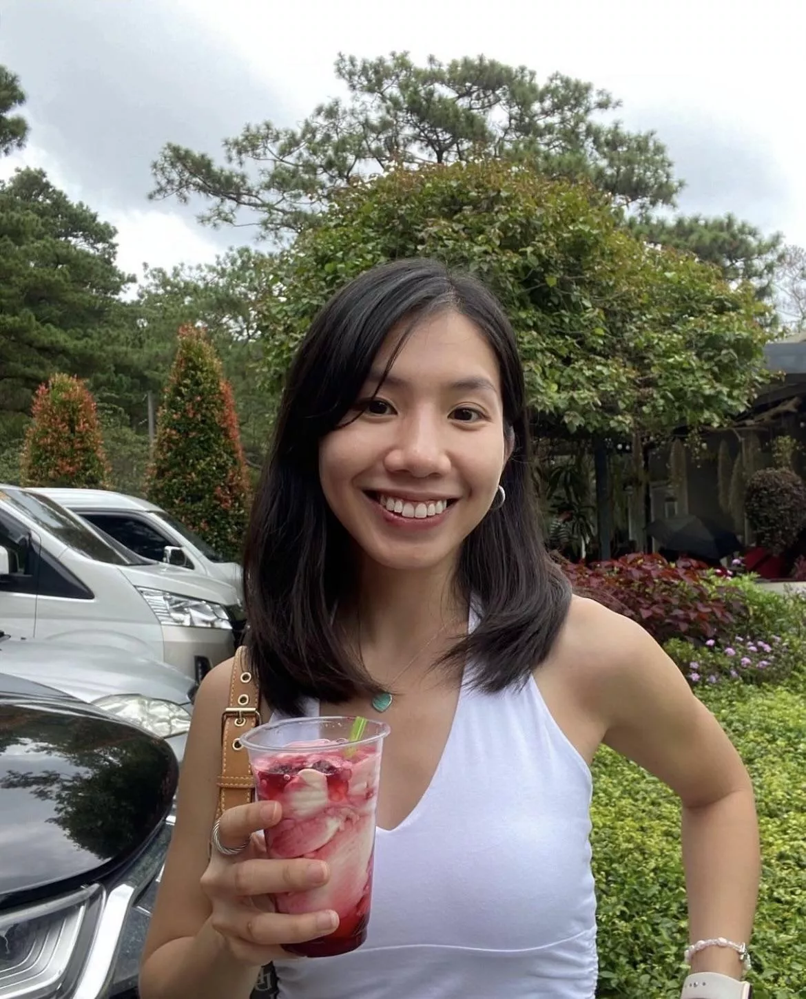 Pretty Filipina. Wwyd? posted by Weary-Sprinkles5172