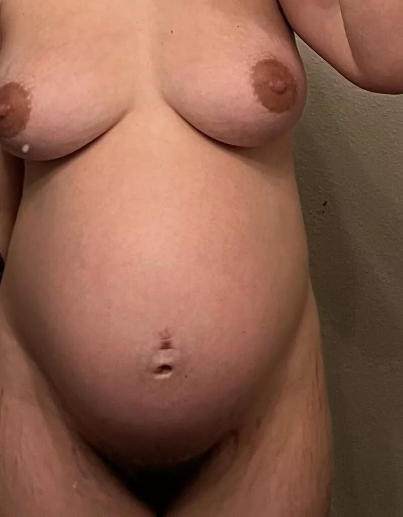 Round in all the right places posted by noodzthrowawayz