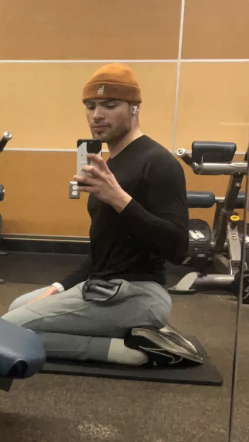 Sitting pretty by depku