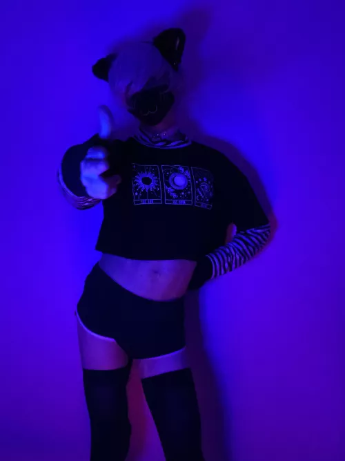 STICK EM UP! This is a robbery, now give me all your headpats >:3 by femboy_arty