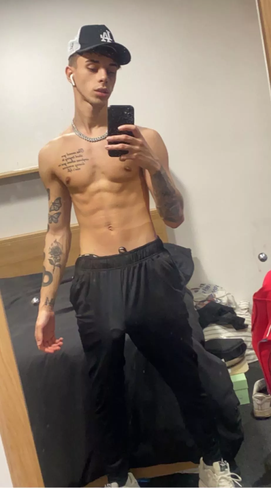 Struggling to stay in there posted by Witty-Month4980