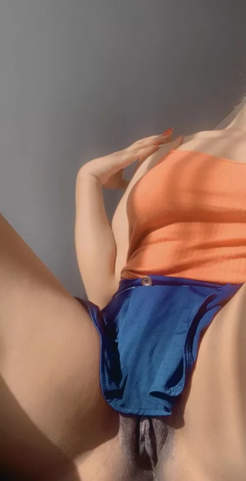 The skirt bearly covers anything by LatifahLove__