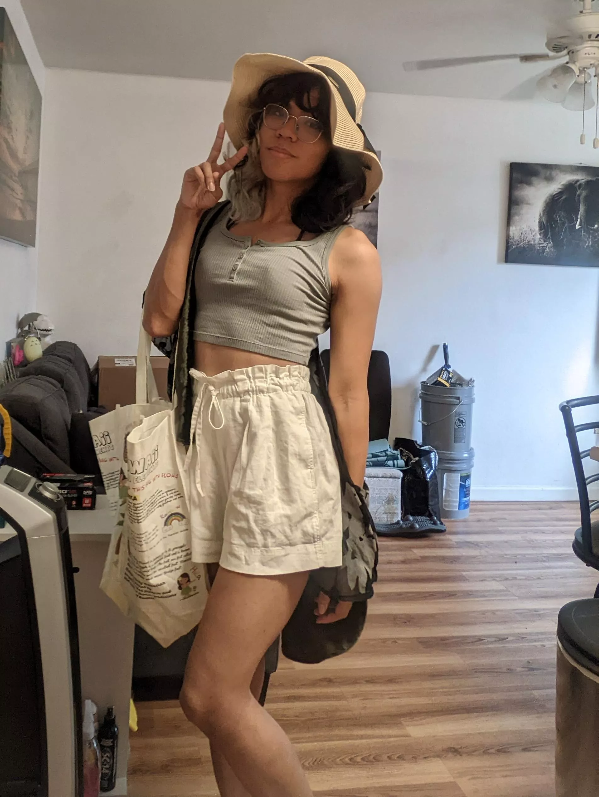 Was supposed to go beach today but weather said no T.T posted by Melo_DS