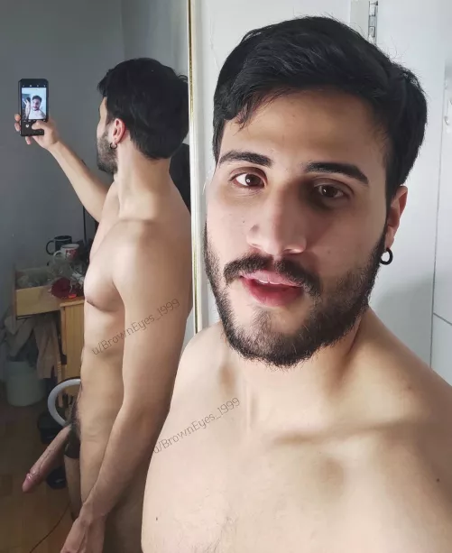 What do you think guys? 🔥🥵 by Brown-Eyes-1999