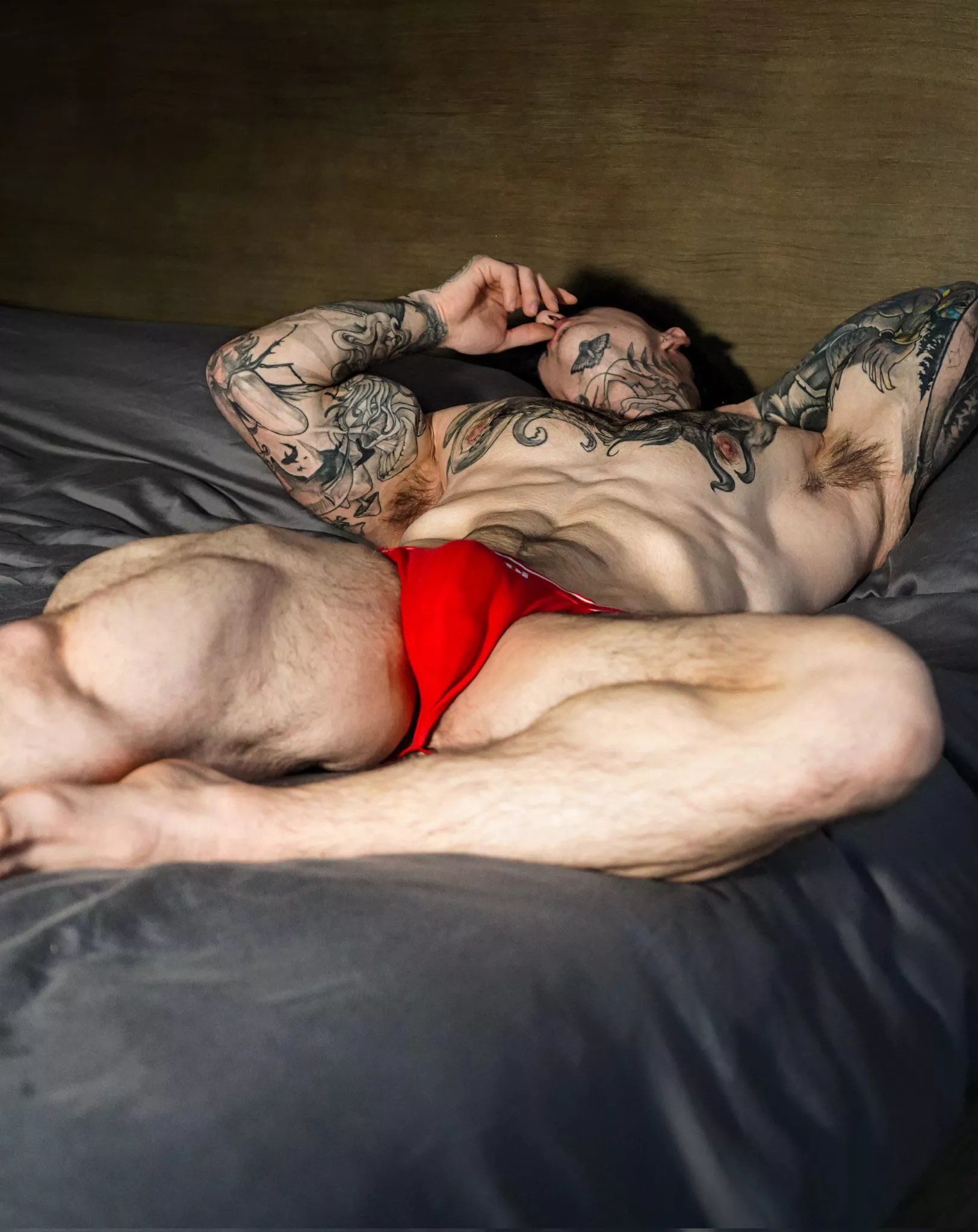 Who wants to cuddle? posted by Jakipz