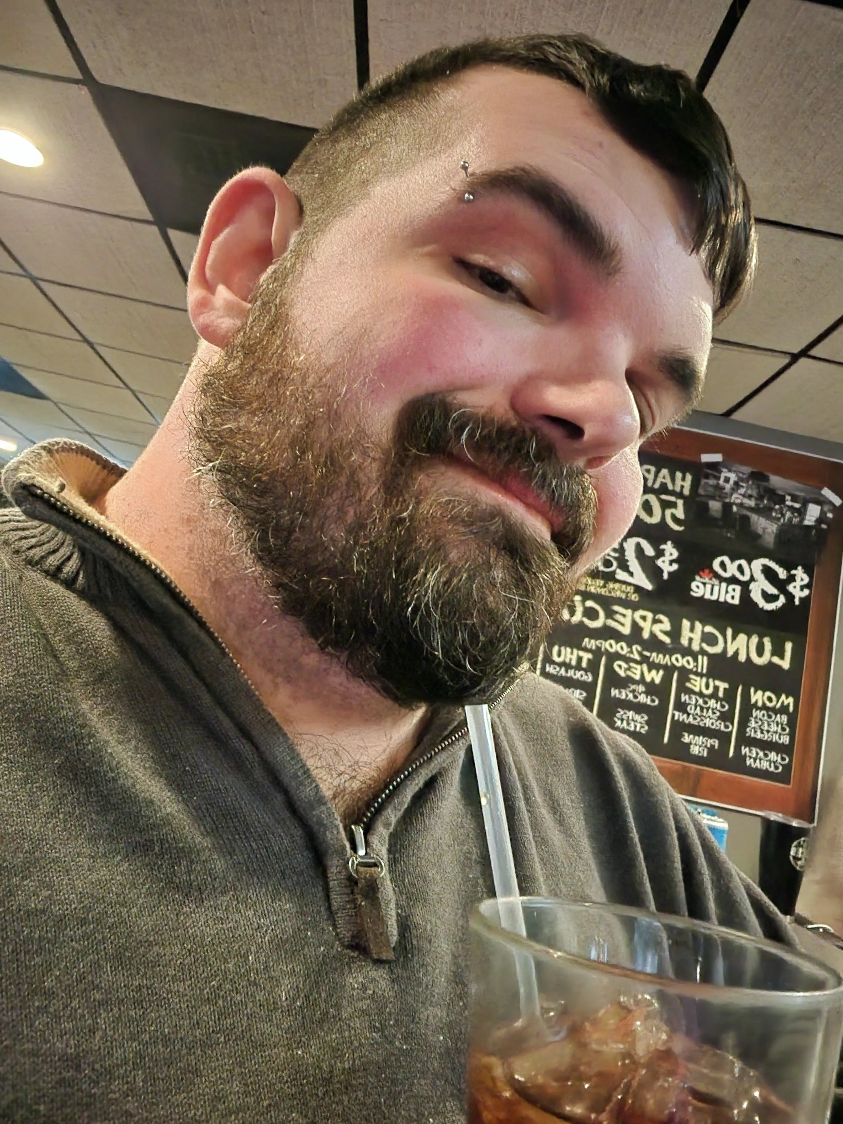 Wisconsin night out with drinks and drag Bingo, loving this night 🥰 posted by Sapherb