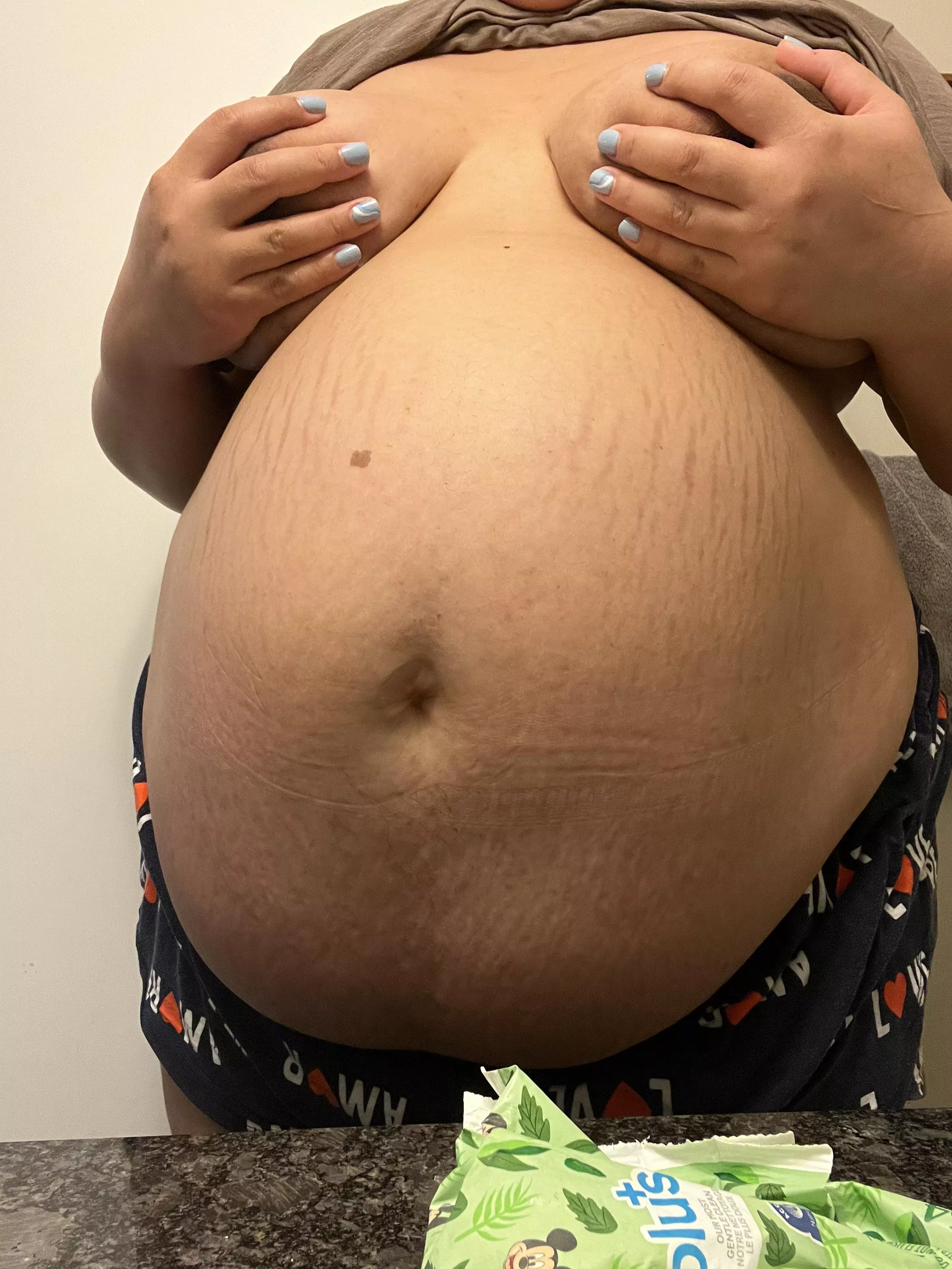 Wish these were your hands? posted by mamadomme