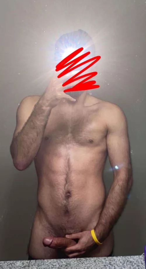 22 m top. Hot bottoms only hmu by hoode_guy187