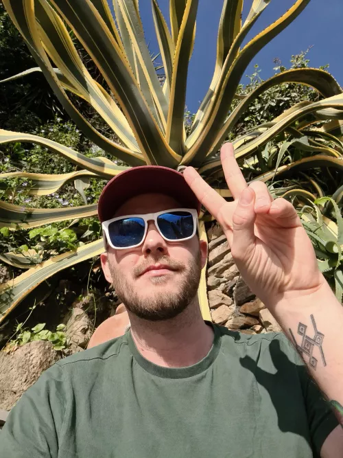 also did an impulsive trip to Cinque Terre today because Pisa was a bit boring. such an amazing place . breathtaking villages along the sea by mrc1993