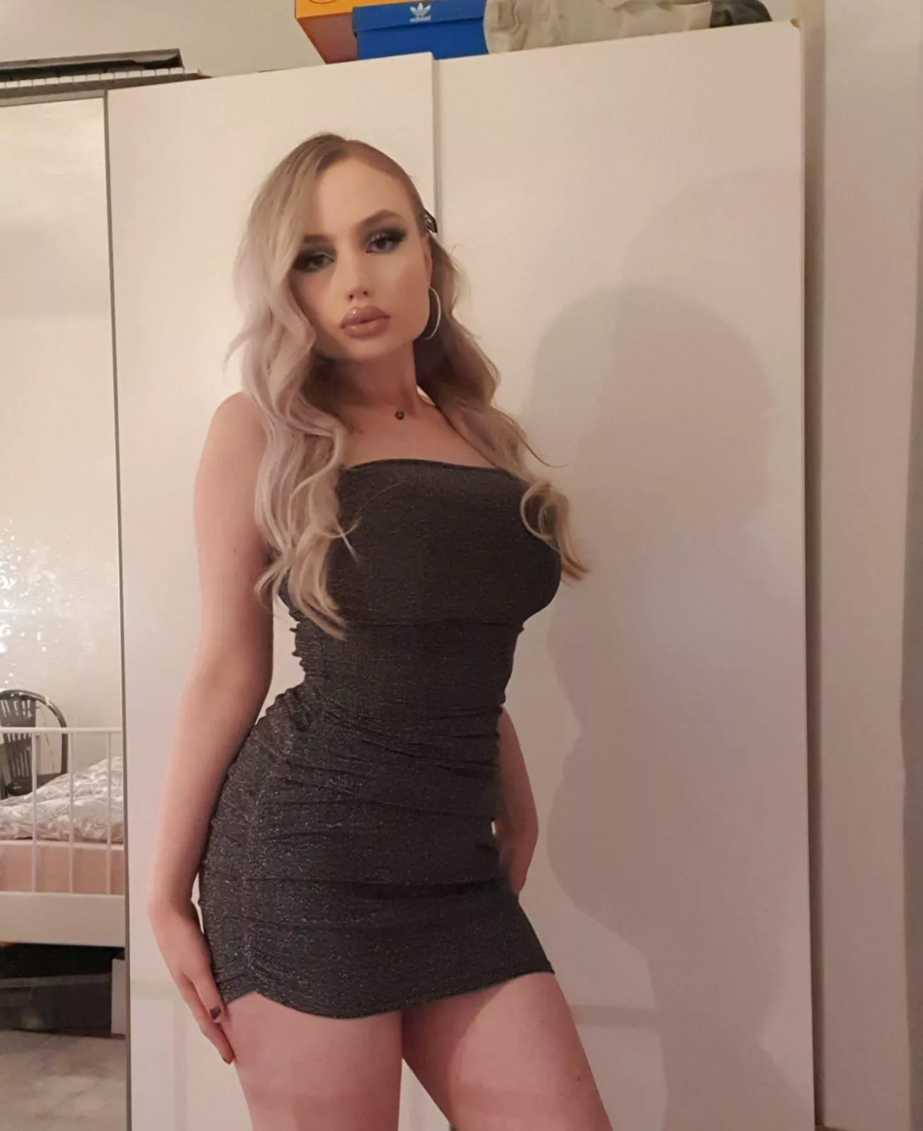 Am I your type? Rate me from 1-10 (be honest) 🫣😇 posted by Fit_Manufacturer_788