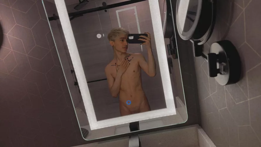 Anybody order a twink? by diegosaurs