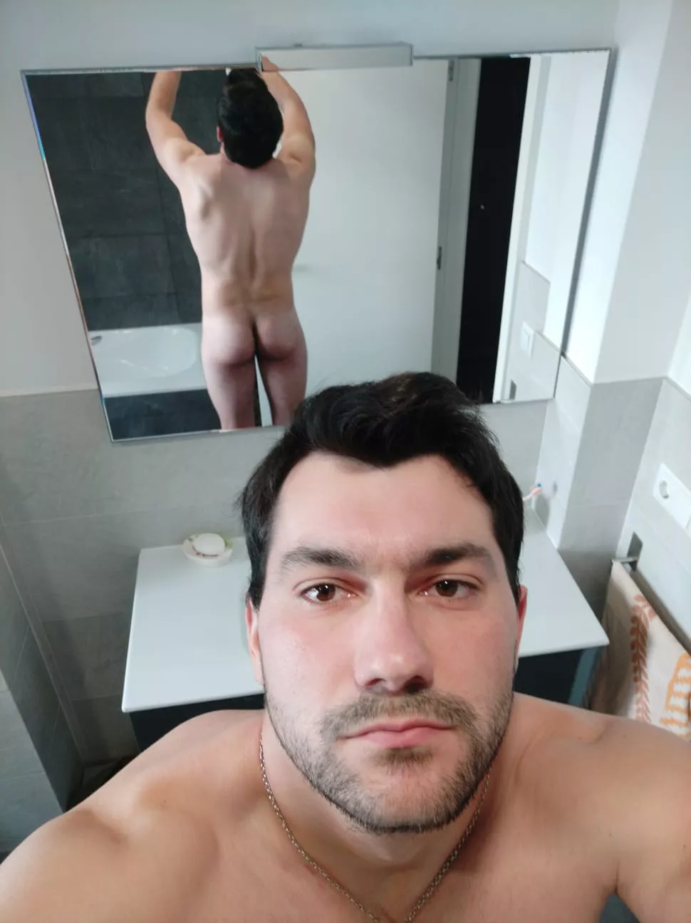 Are you into bubble buts? posted by David_wildbro