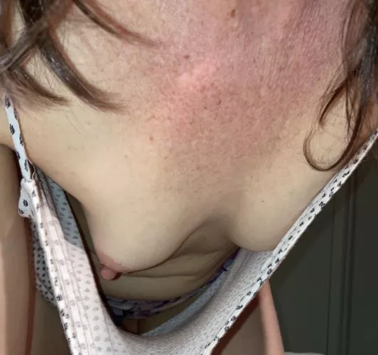 Are you looking down my shirt? You can! by MaggieBeezy