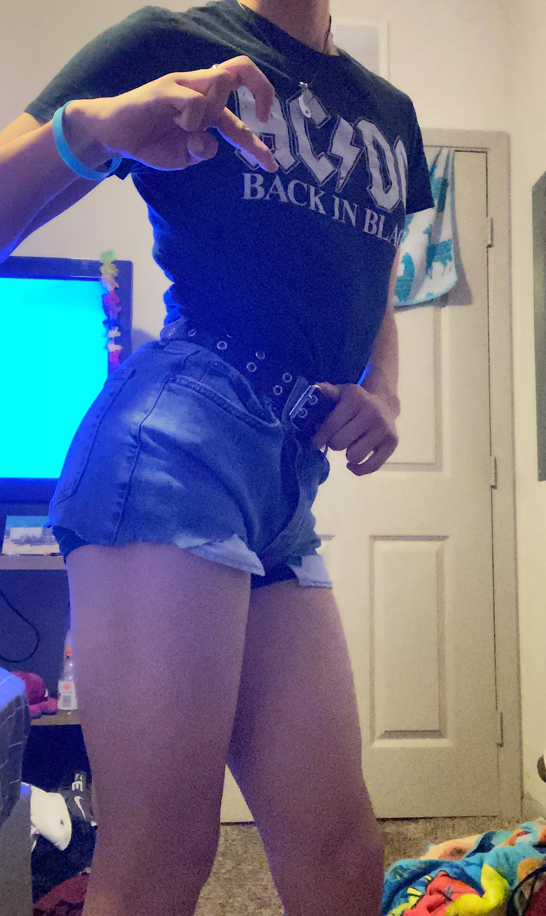 Average Texan Wear B) posted by SomeCuteboi030