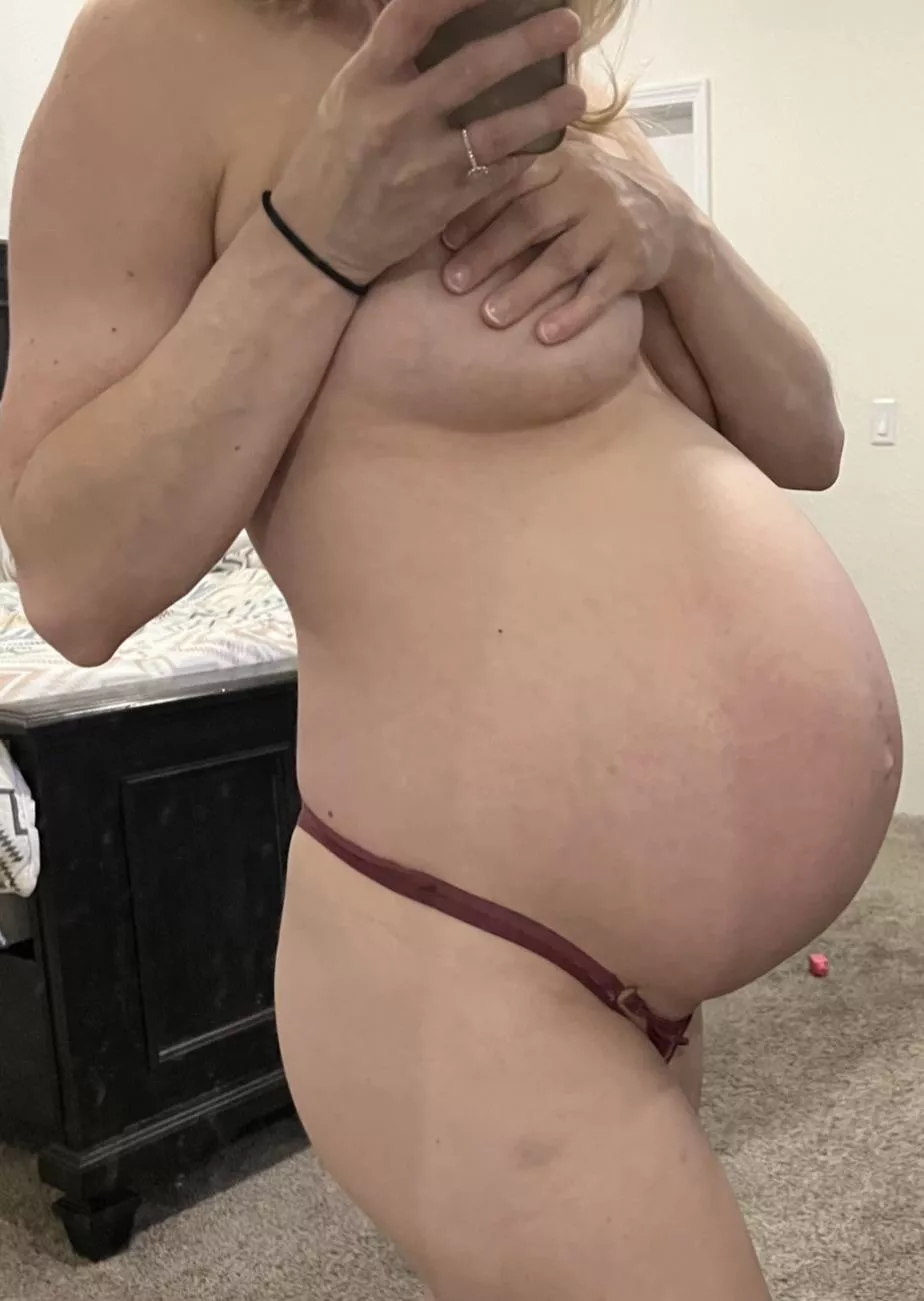 Baby’s dropped! posted by Damonfit1990