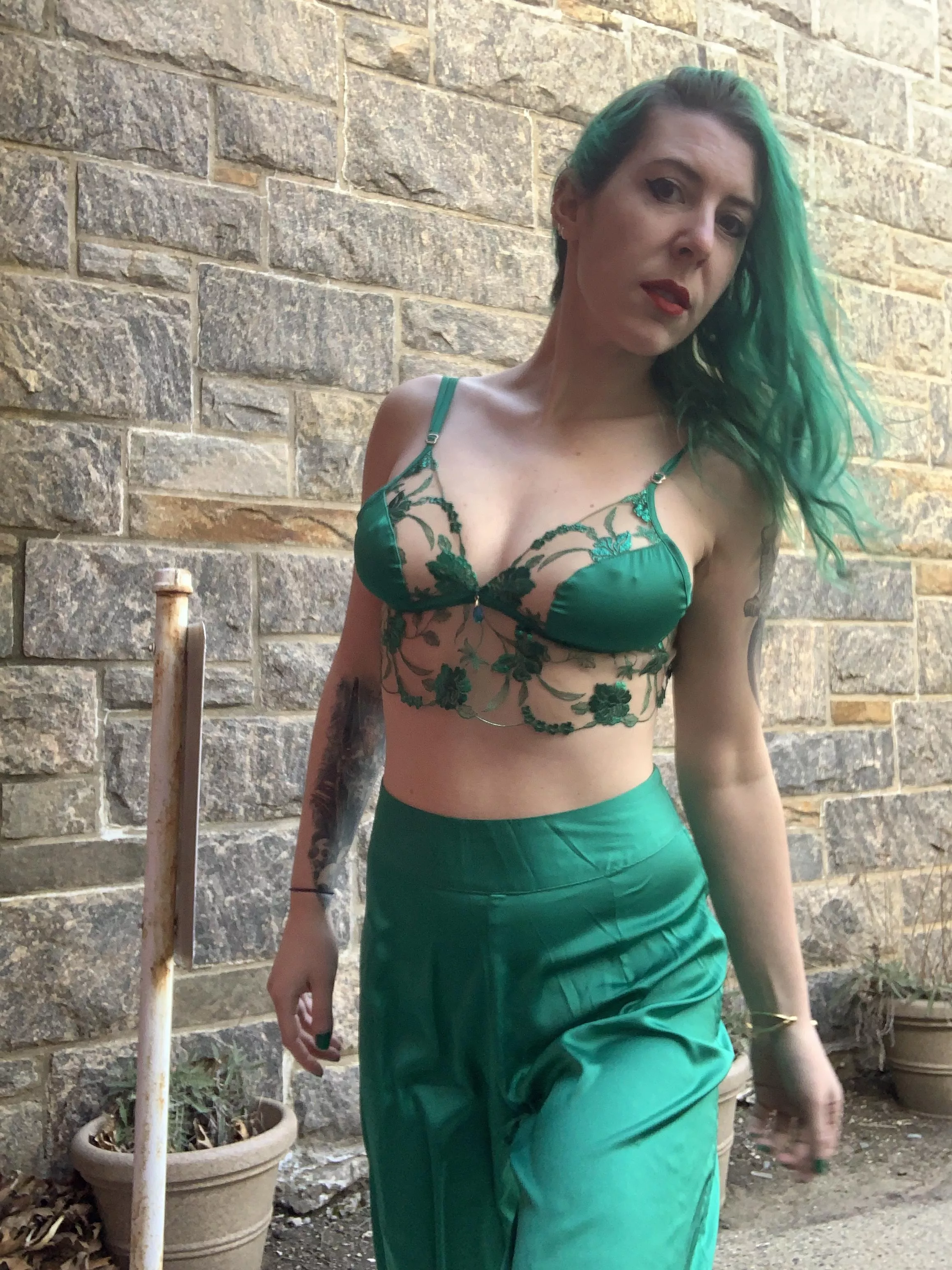 Blowin in the wind posted by sirenskiss3